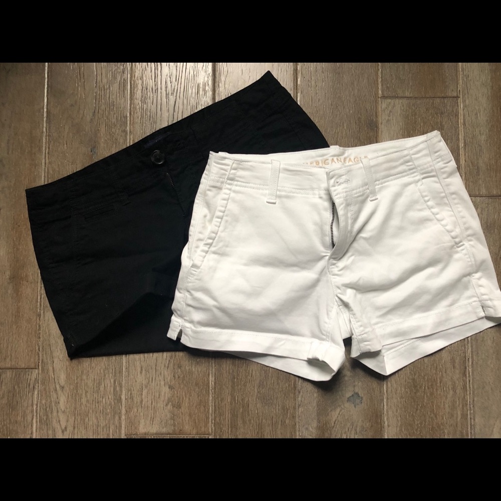 AE outfitters black and White shorts size 4